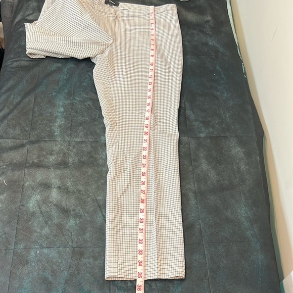 🔥Theory Women’s Checkered Pants🔥 - Picture 4 of 9